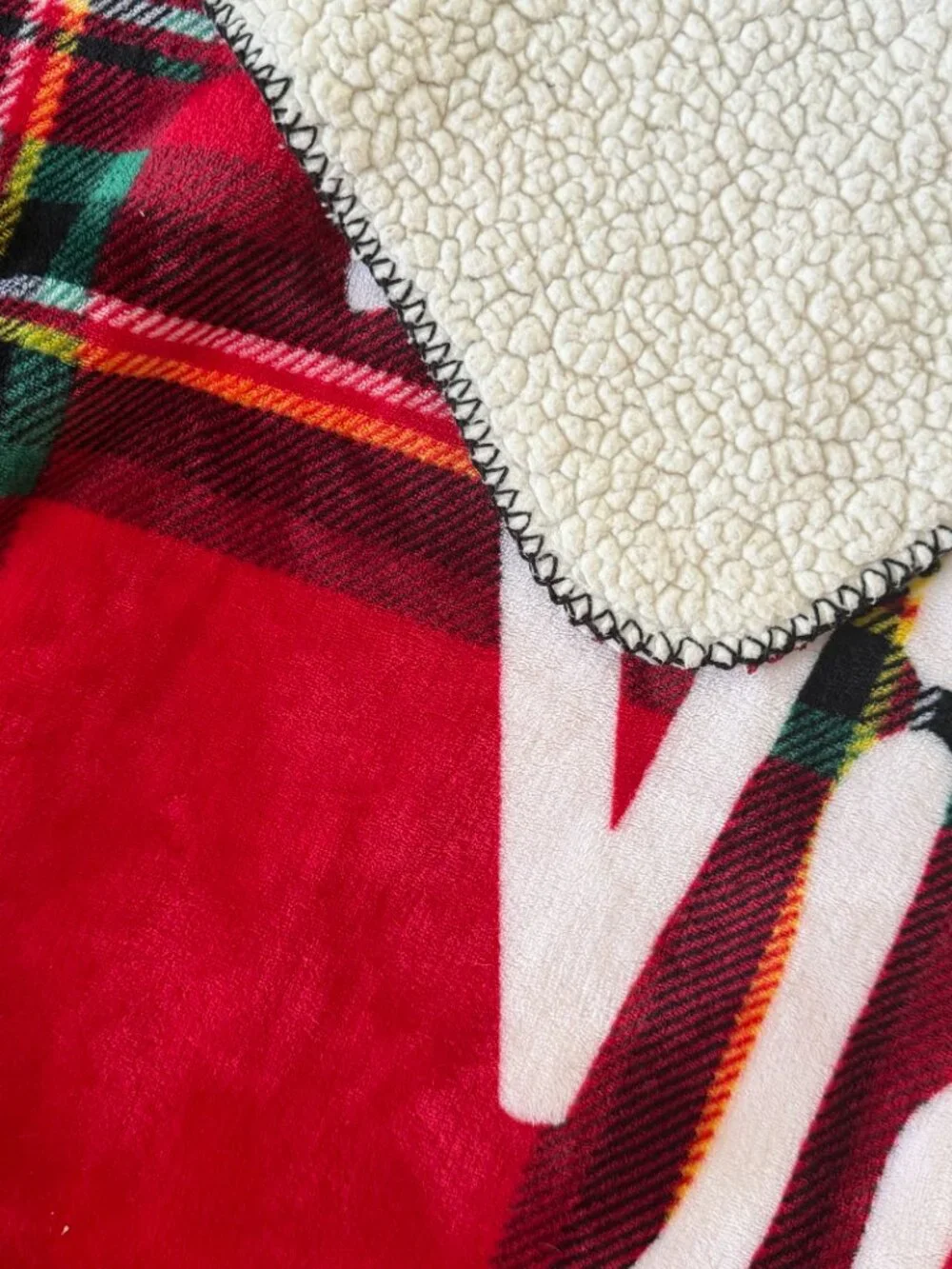 Love Victoria Fleece Blanket